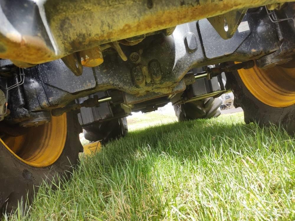 JCB Fastrac 8330 拖拉机/农用车