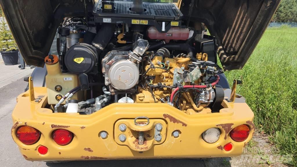CAT 908M 轮式装载机