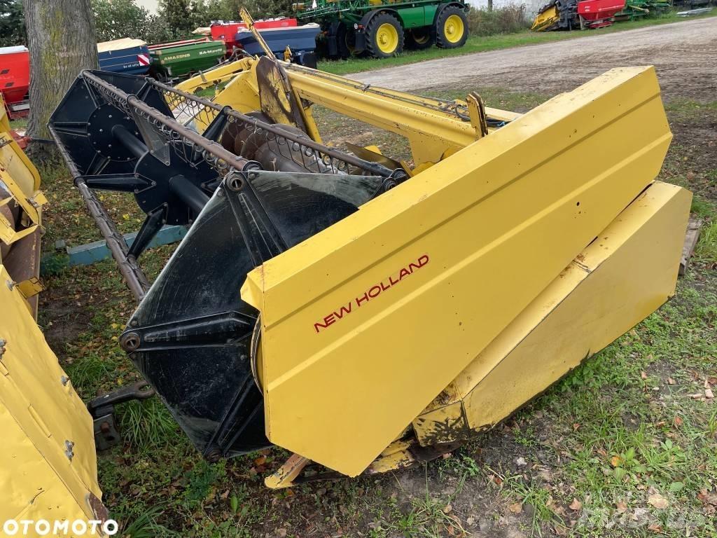 New Holland TX 32 联合收割机