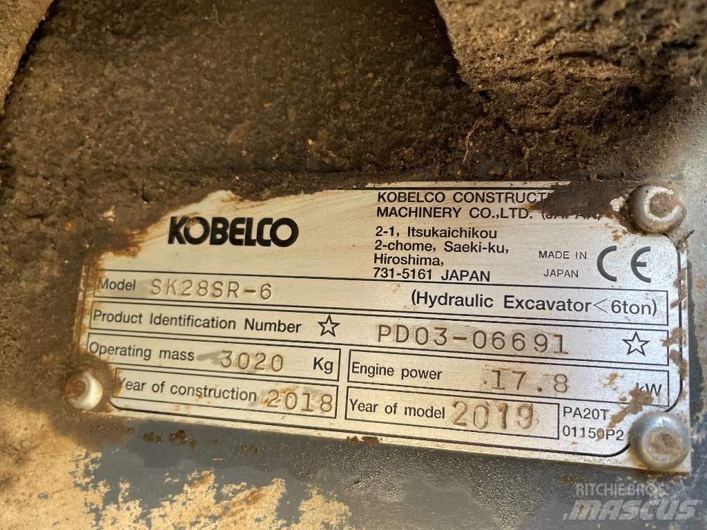 Kobelco SK 28 小型挖掘机