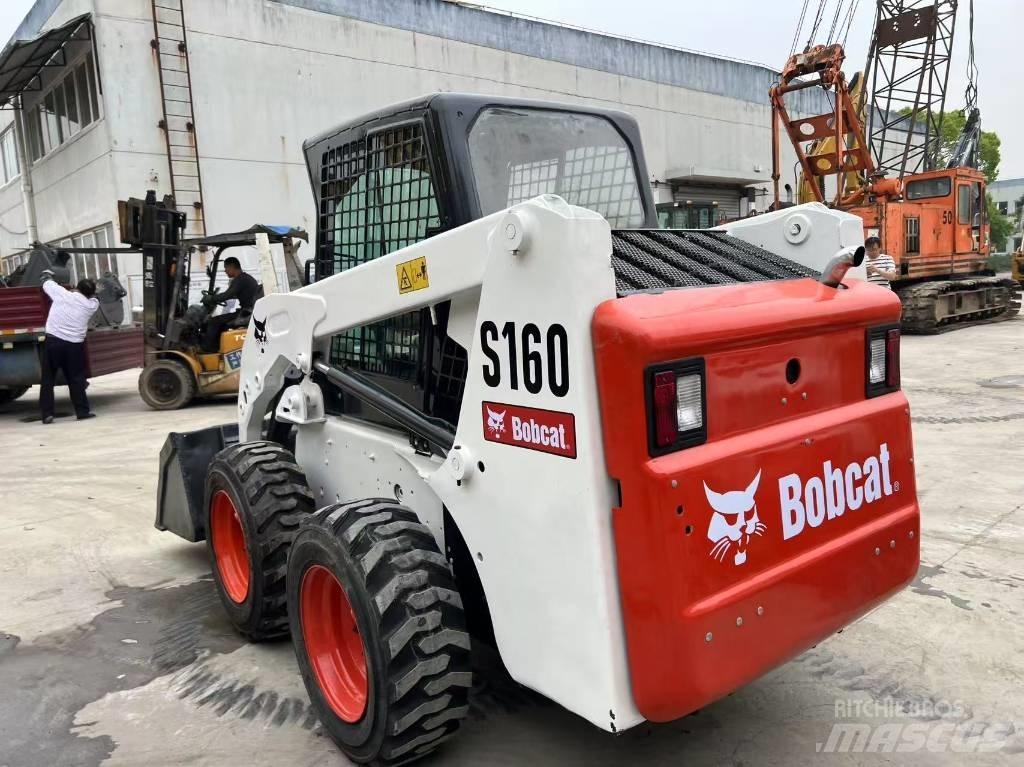 Bobcat S 160 滑移装载机