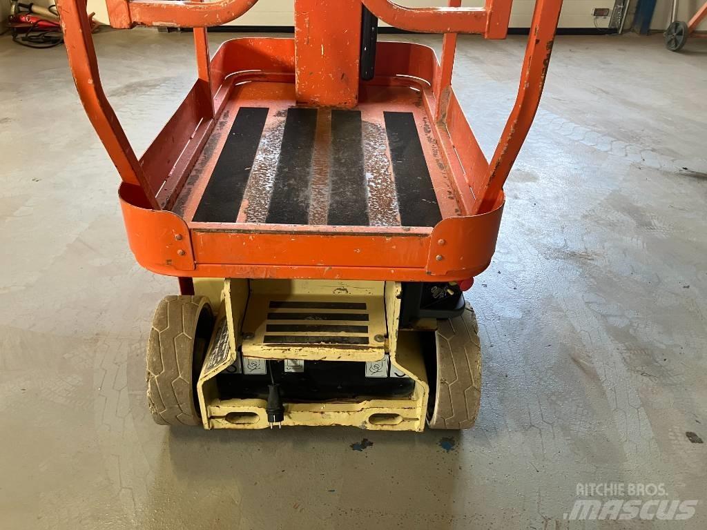 JLG 1230 ES 客货电梯