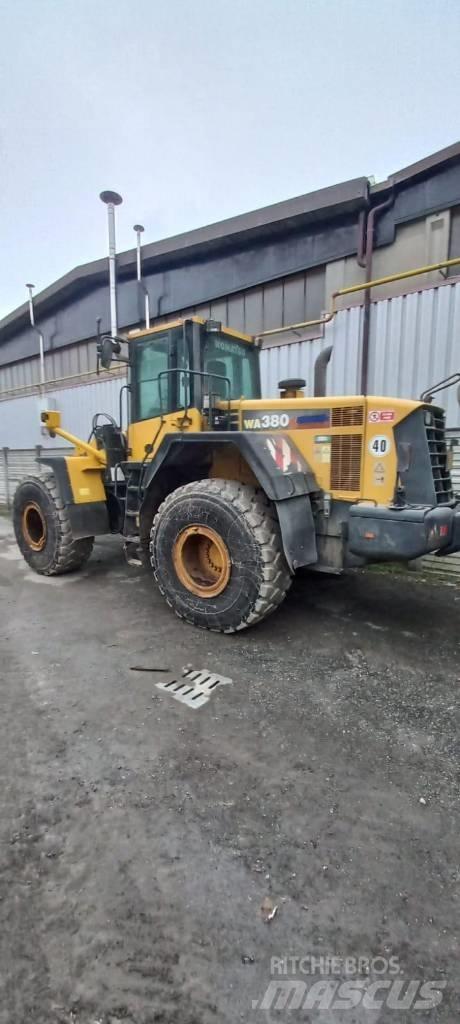 Komatsu WA 380-6 轮式装载机