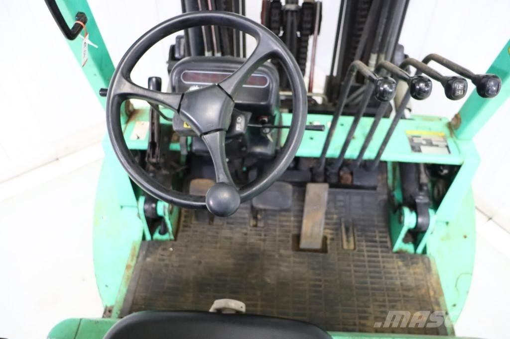Mitsubishi FG40K 天然气叉车