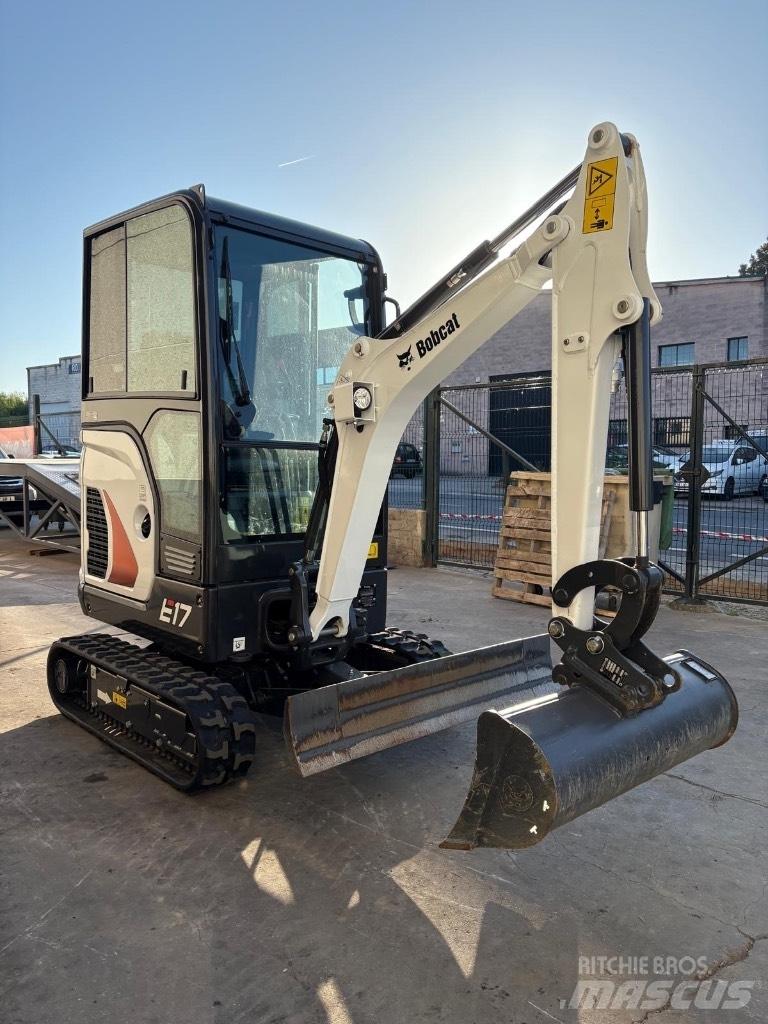 Bobcat E 17 小型挖掘机