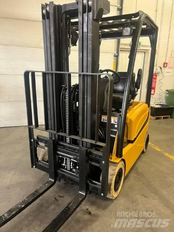 Yale ERP 16 VF 电动叉车