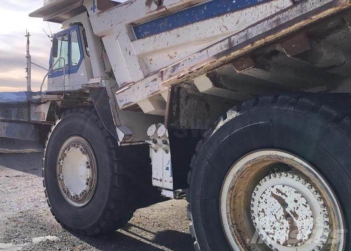 Komatsu HD985 - 翻斗车\公路型自卸车