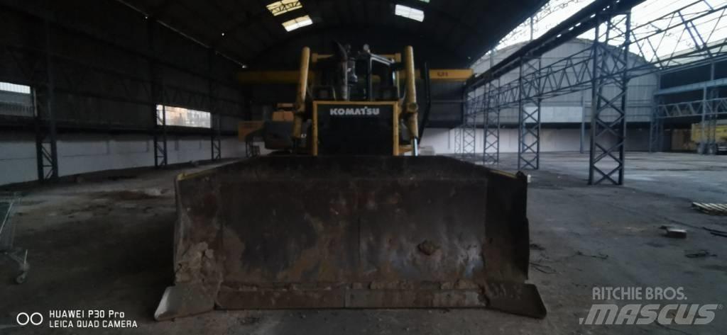 Komatsu DX 65 履带式推土机