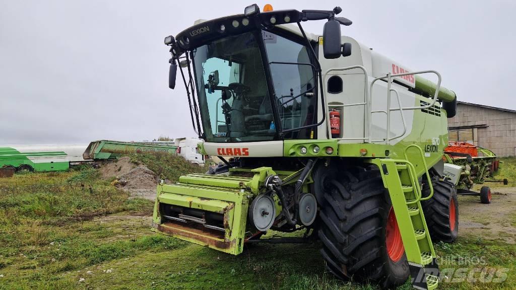 CLAAS Lexion 670 联合收割机