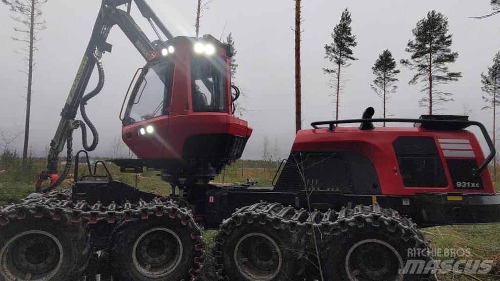 Komatsu 931 XC 收割机