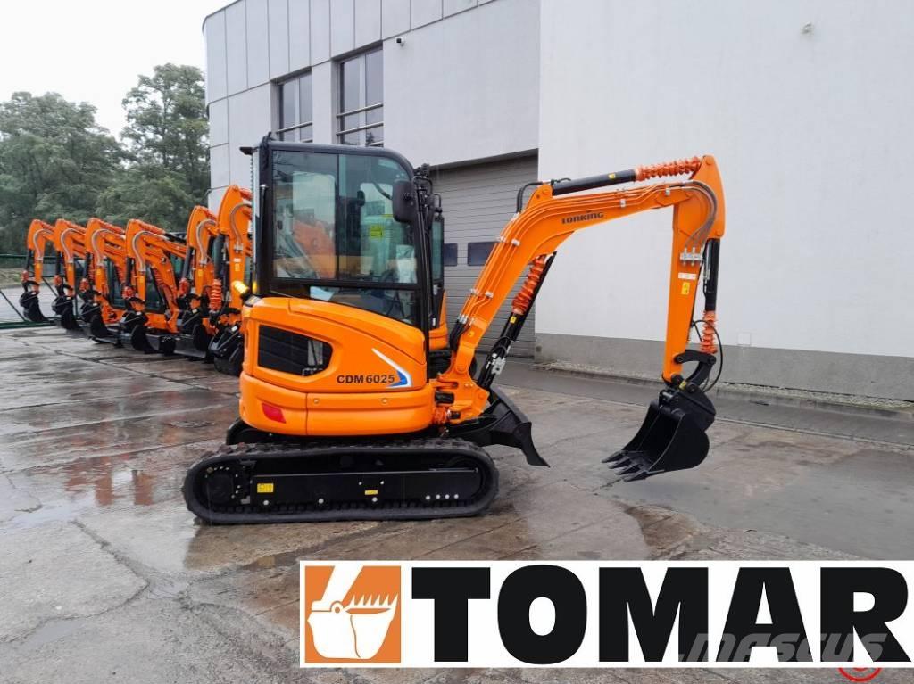 Lonking CDM 6025 履带挖掘机