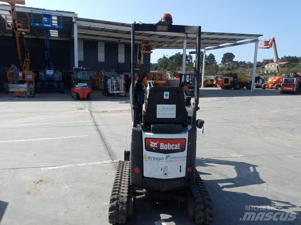 Bobcat E10Z 小型挖掘机