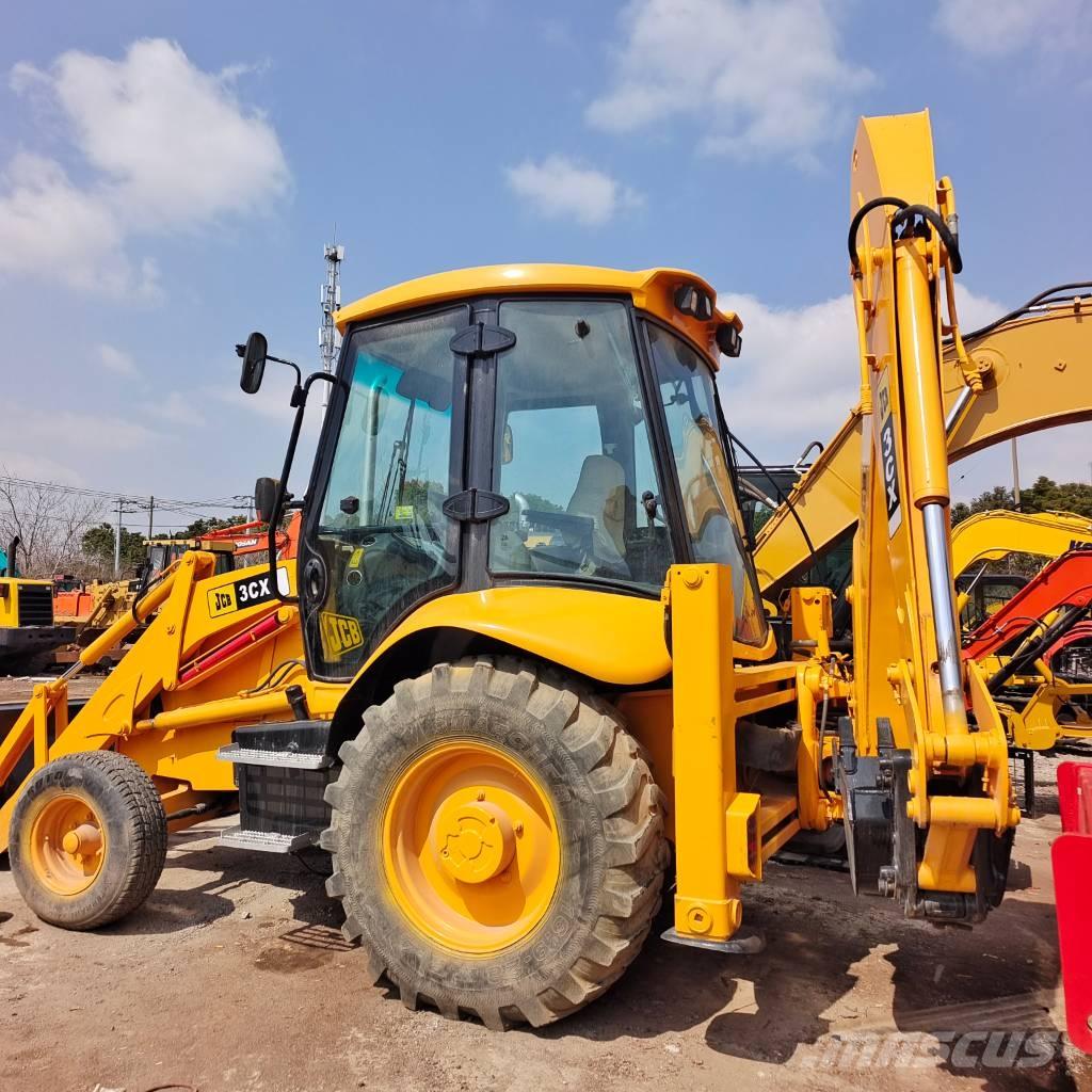 JCB 3 CX 反铲装载机