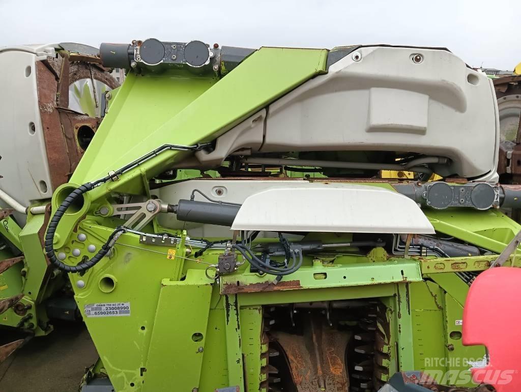 CLAAS ORBIS 750 自走式青贮饲料收割机