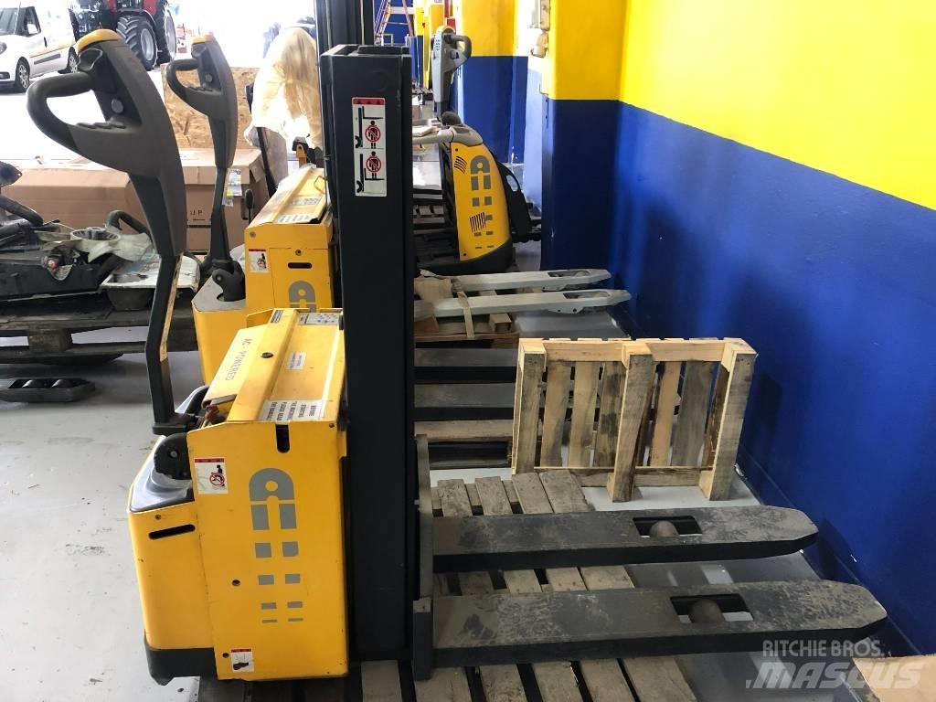 Atlet CSL 160 行走式堆垛机