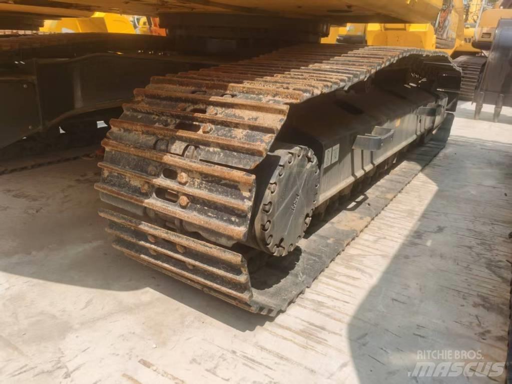 Komatsu PC 200-8 履带挖掘机