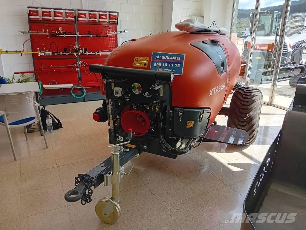 Kubota XTA3120 牵引式喷雾机