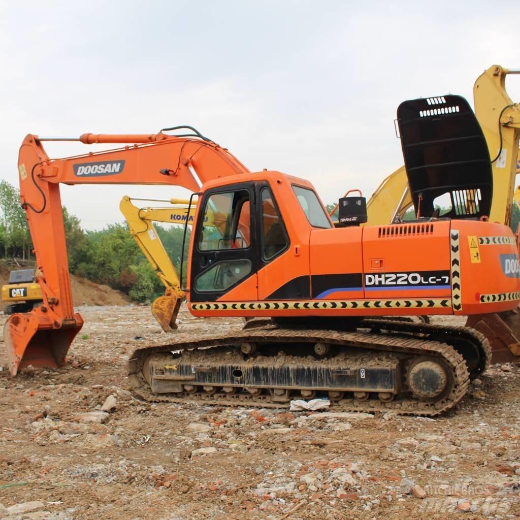 Doosan 220 LC-7 履带挖掘机