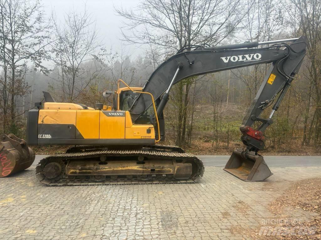 Volvo EC 220 DL 履带挖掘机