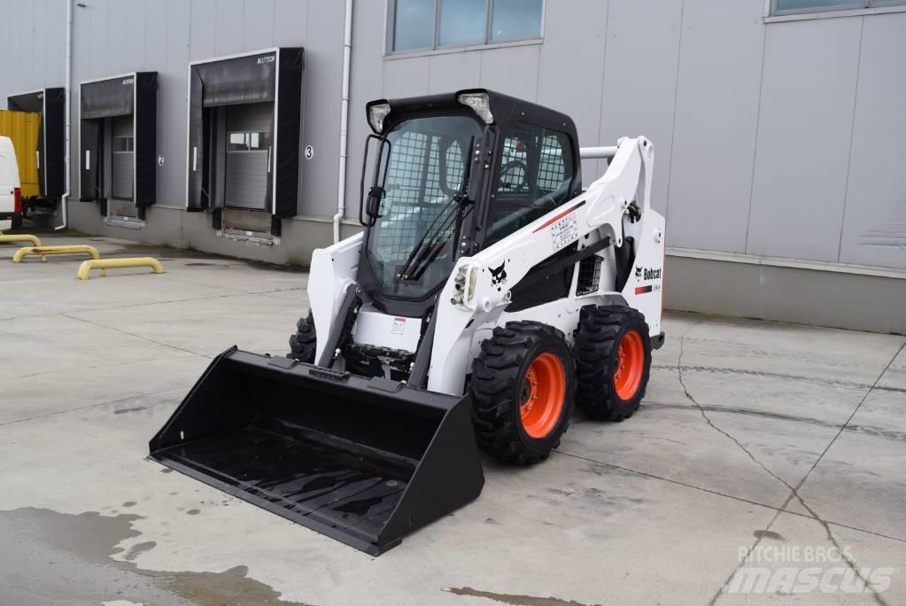 Bobcat S 530 滑移装载机