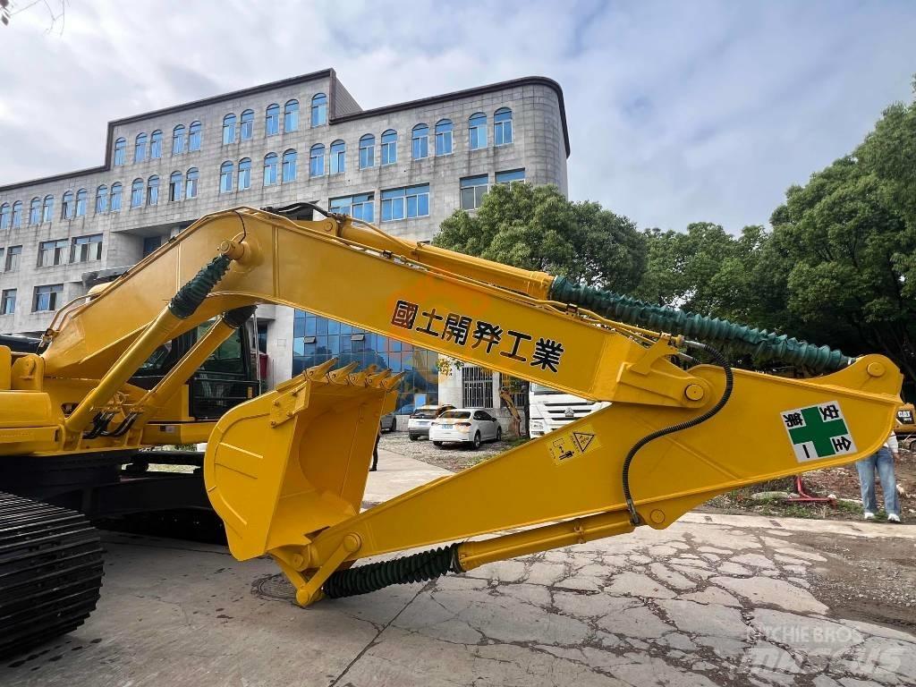Komatsu PC 220-7 履带挖掘机