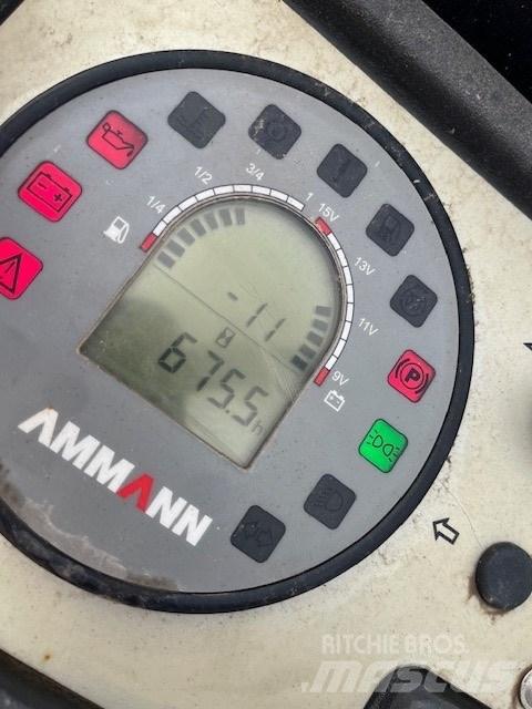 Ammann AXR 12 双轮压路机