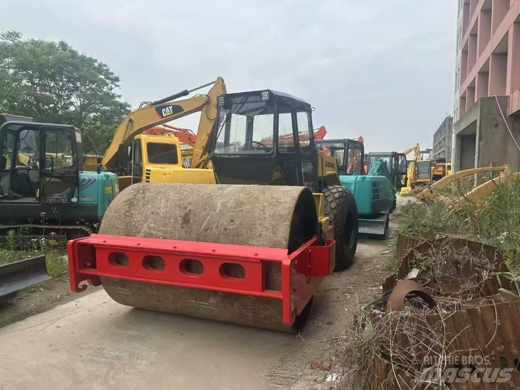Dynapac CA 30 D 单轮压路机