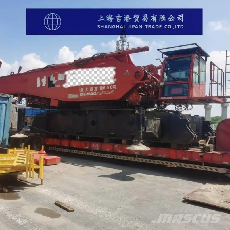 Demag CC 2800 履带起重机