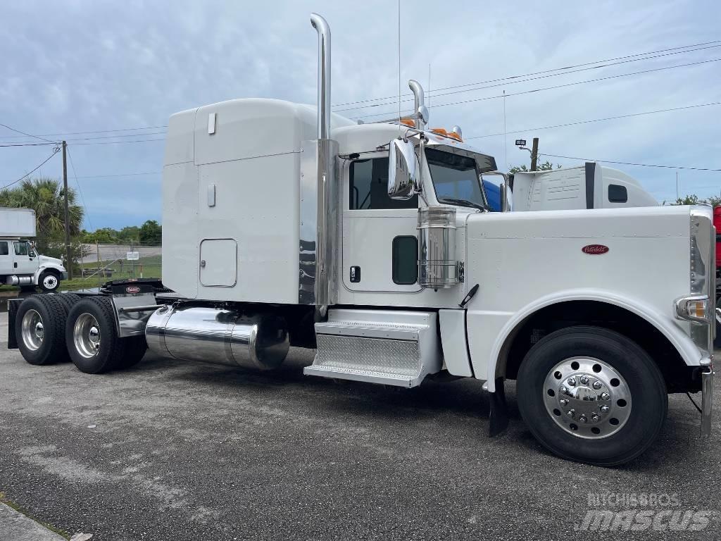 Peterbilt 389 牵引车