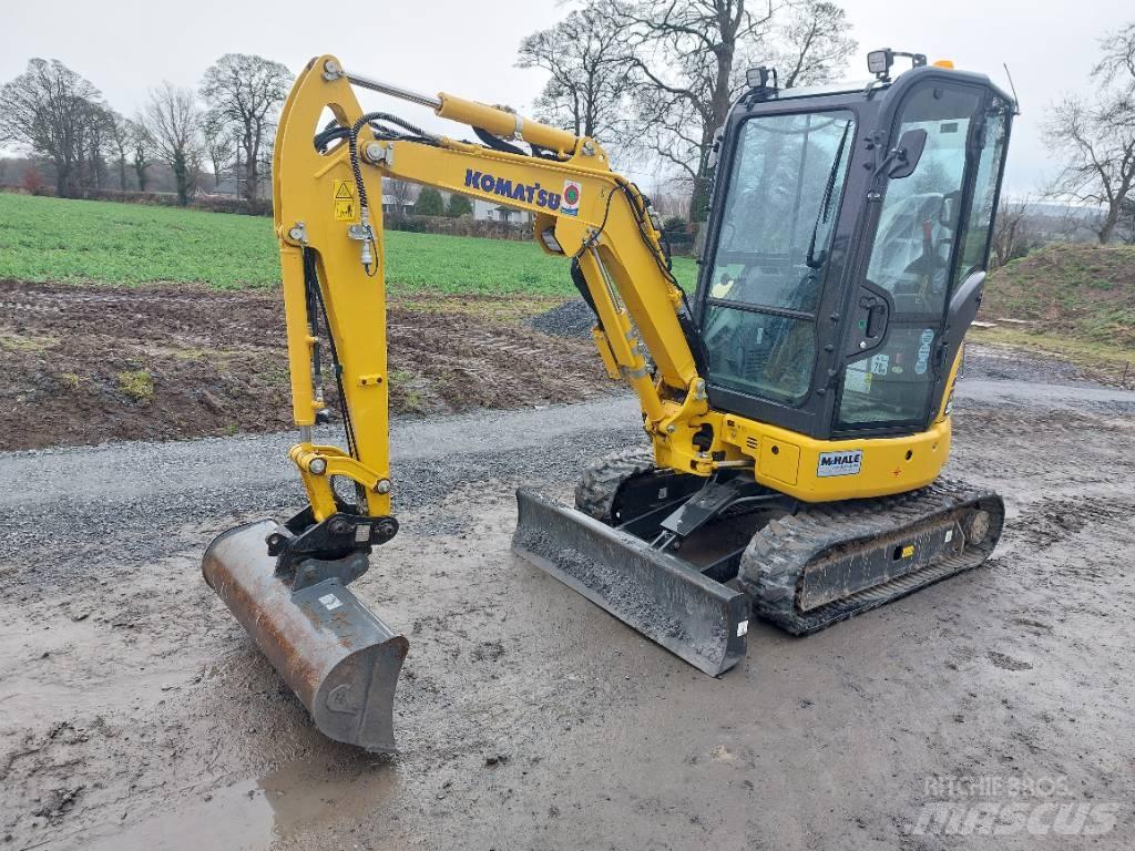 Komatsu PC26MR-5 小型挖掘机