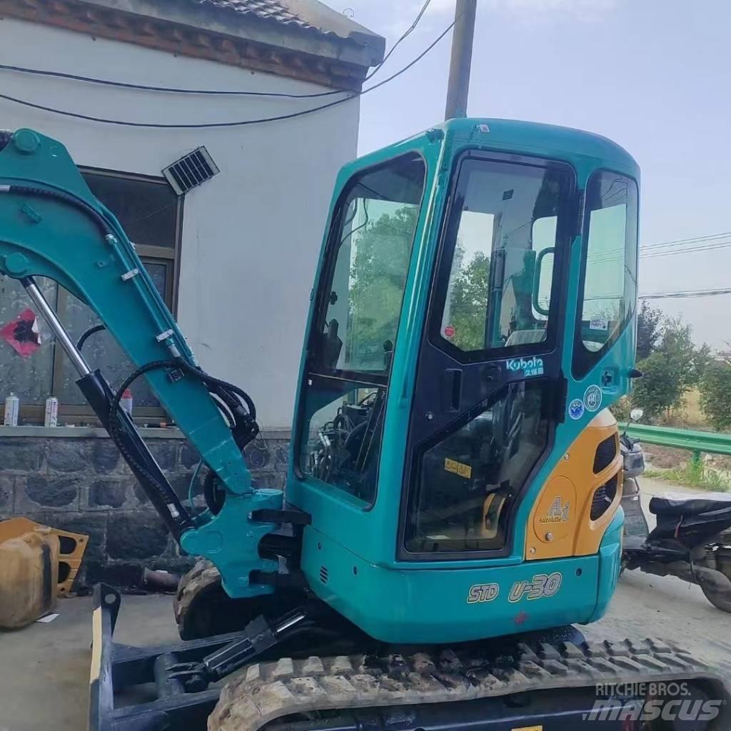 Kubota U 30 小型挖掘机
