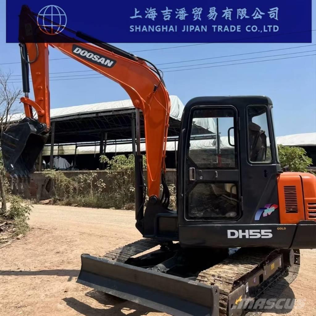 Doosan DH 55 小型挖掘机