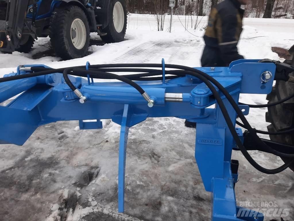  HEVO H1500 起重机和装载机