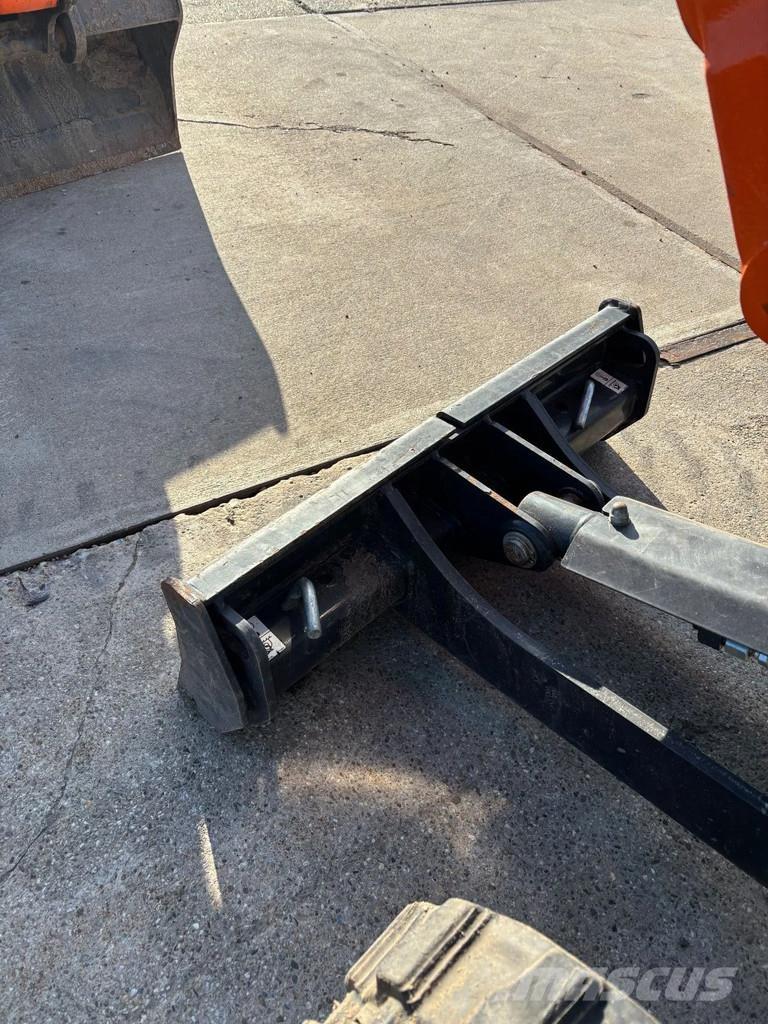 Doosan DX10Z 小型挖掘机