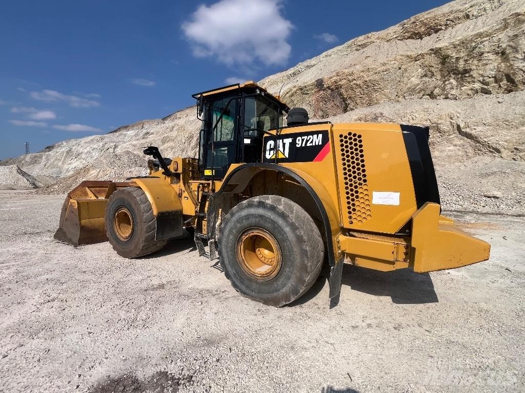 CAT 972m 轮式装载机