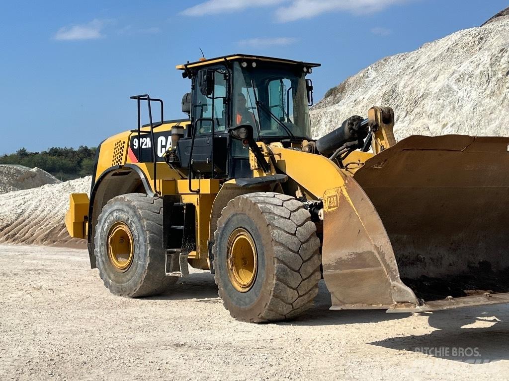 CAT 972m 轮式装载机