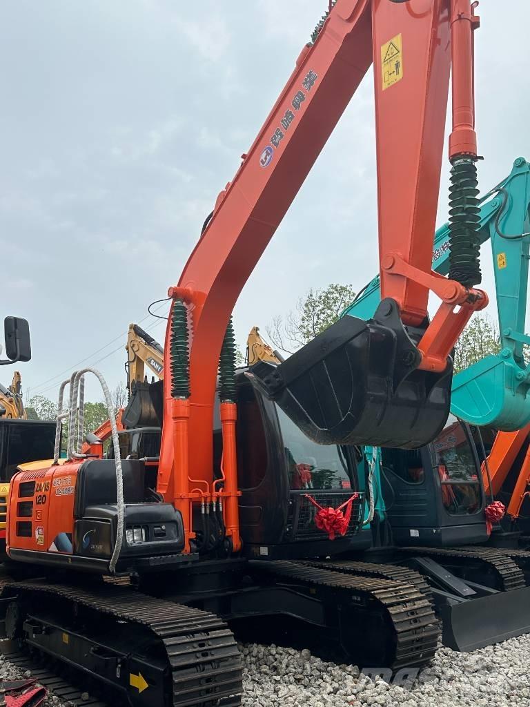Hitachi ZX 120 履带挖掘机