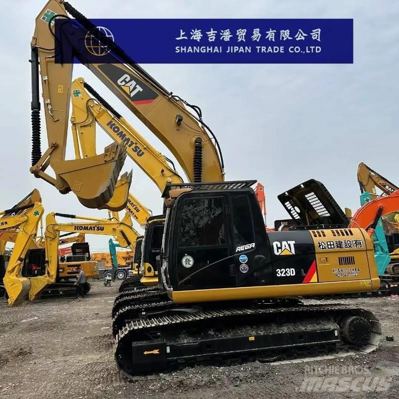 CAT 323 D 履带挖掘机