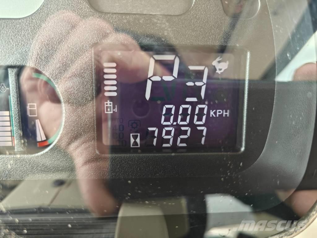 Massey Ferguson 8690 拖拉机/农用车