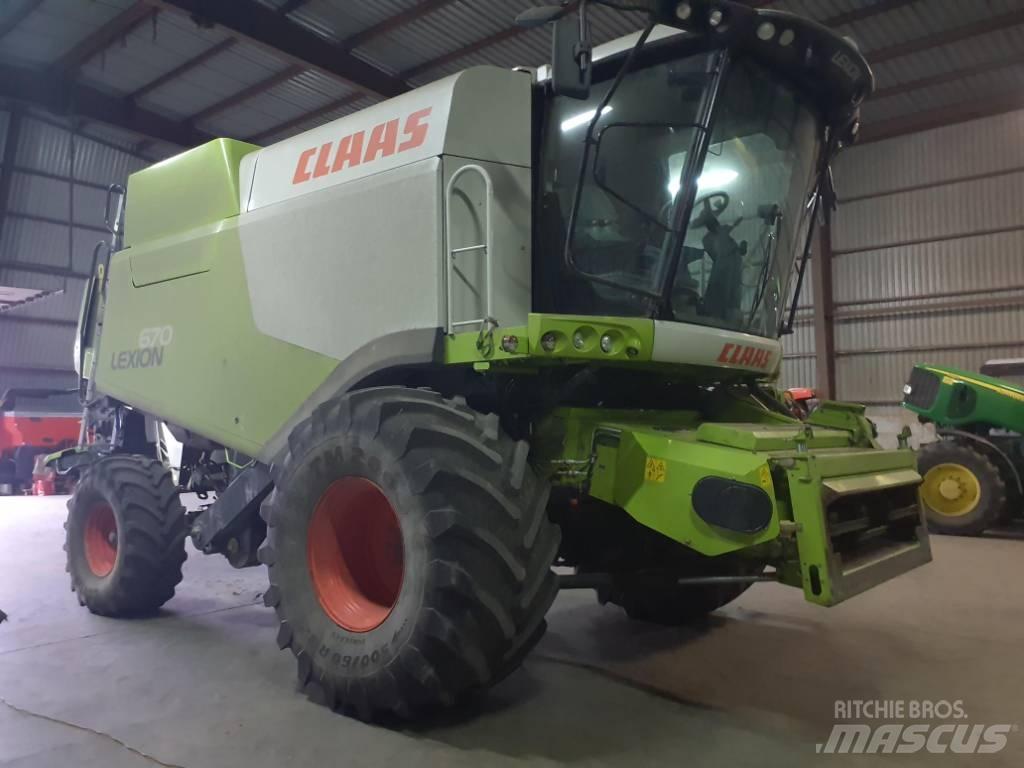 CLAAS Lexion 670 联合收割机