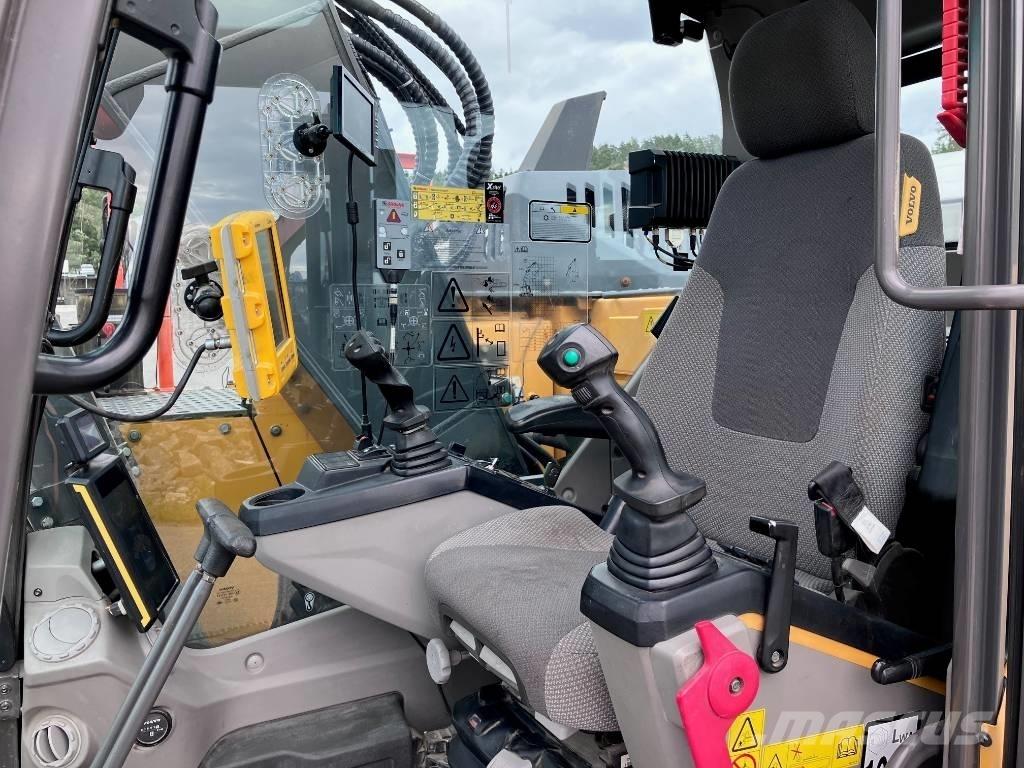 Volvo ECR 235 E 履带挖掘机