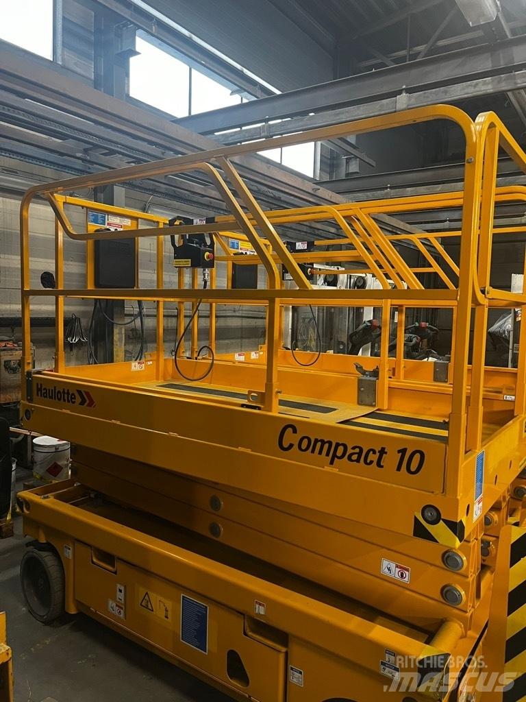 Haulotte Compact 10 剪叉式升降机