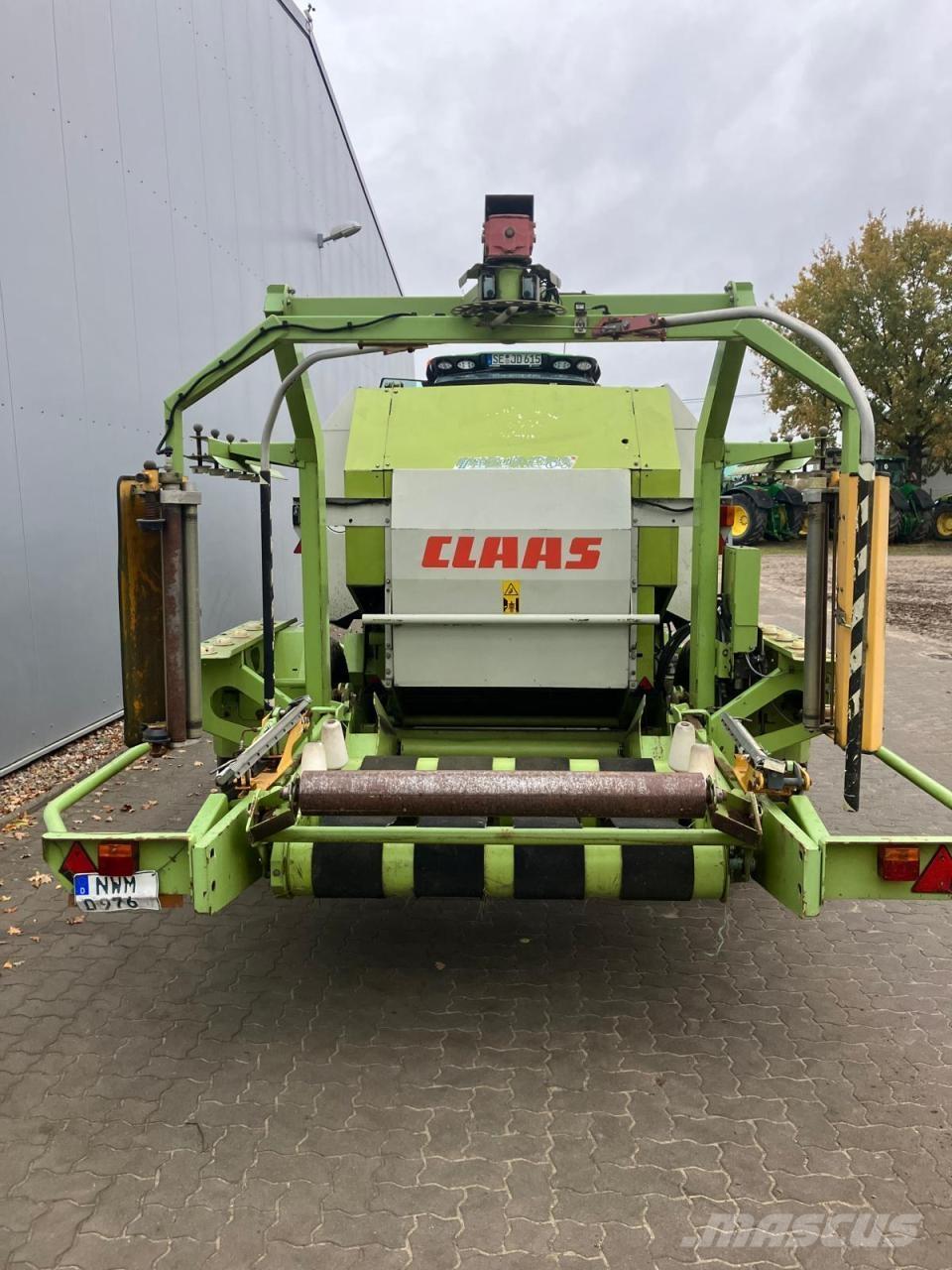 CLAAS Rollant 255 圆捆打捆机