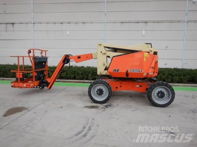 JLG 340AJ 曲臂高空工作平台