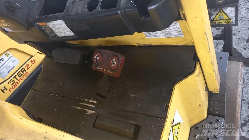 Hyster E5.0XNS 电动叉车