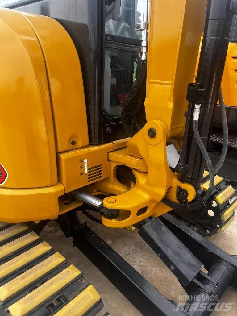 CAT 303.5 E 小型挖掘机