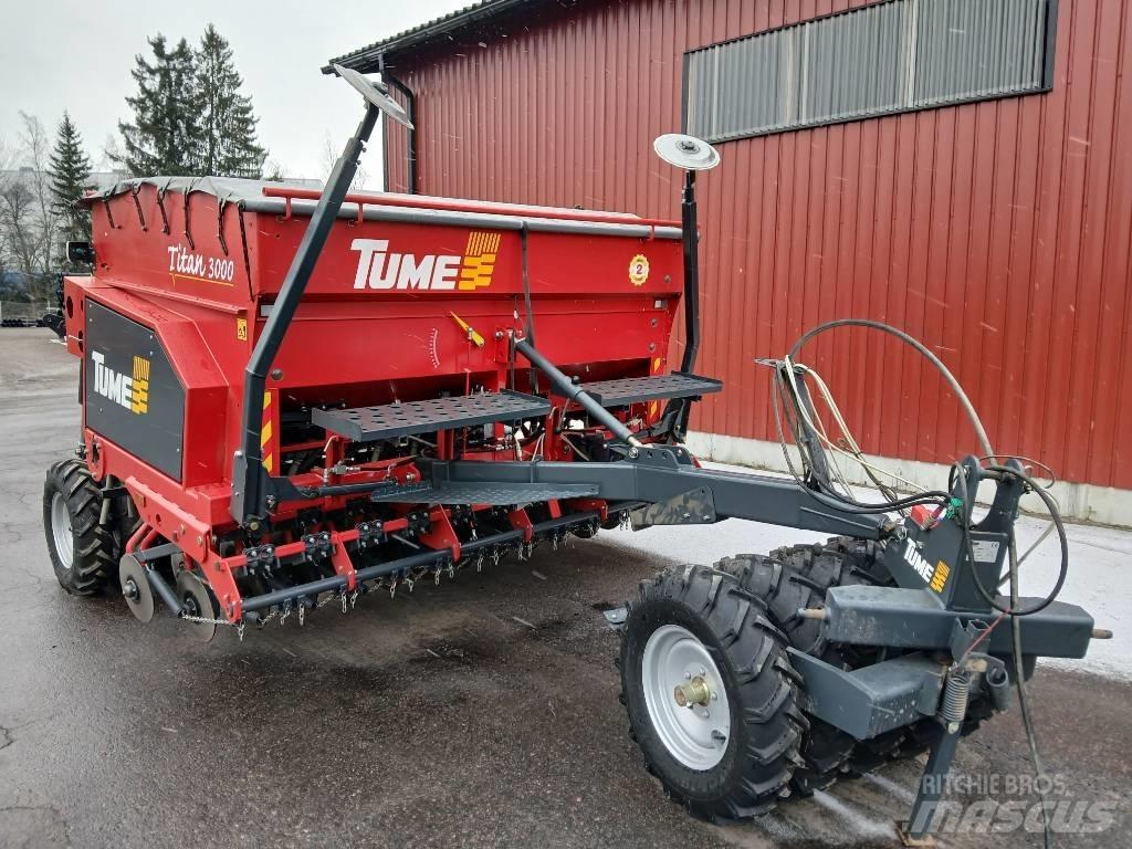 Tume Titan 3000 多功能条播机
