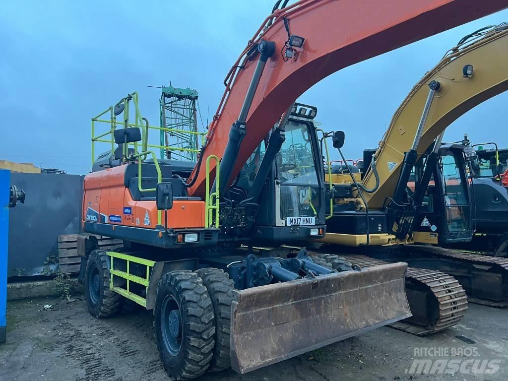 Doosan DX 190 W-3 轮式挖掘机