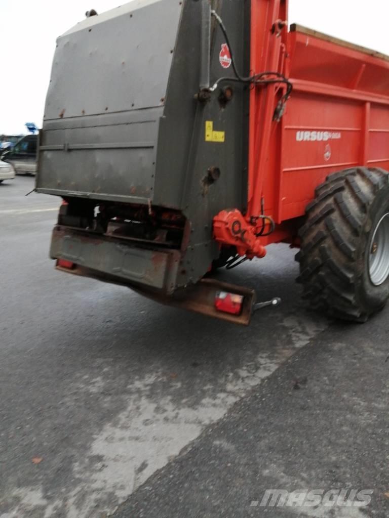 Ursus N-265/A 撒肥机