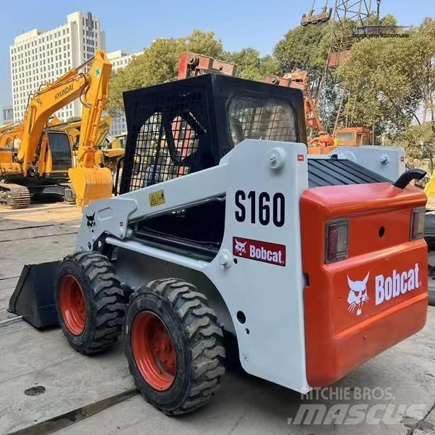Bobcat S 160 滑移装载机